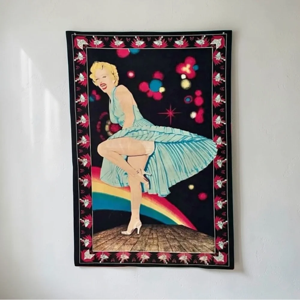Vintage Marilyn Monroe Velvet Wall Tapestry Throw